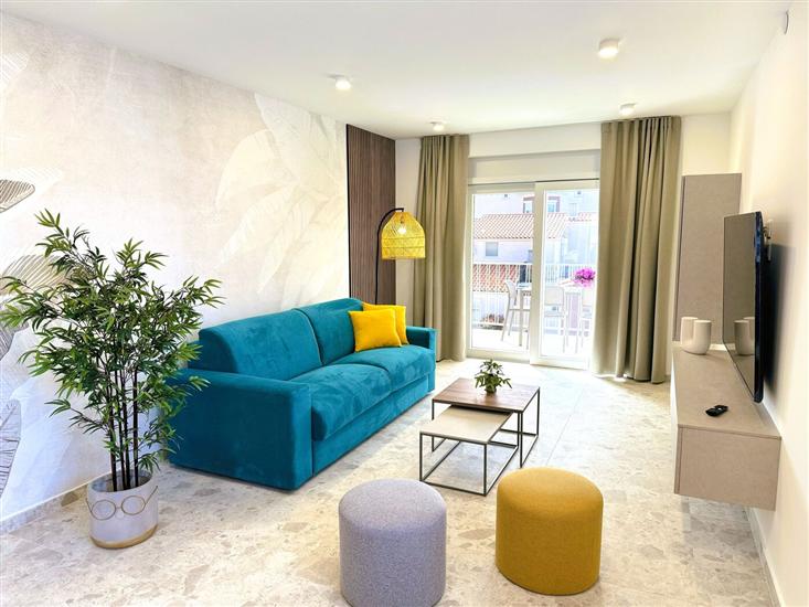 Apartment A6, for 6 persons