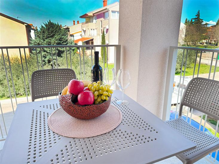 Apartment A6, for 6 persons