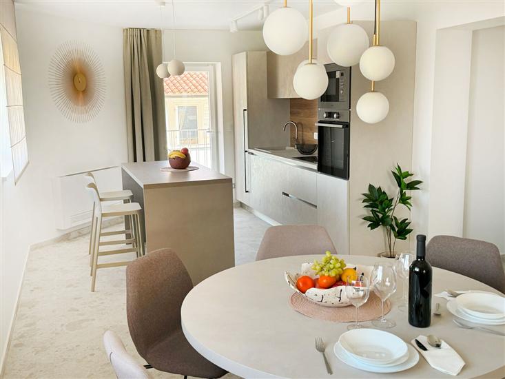 Apartment A6, for 6 persons