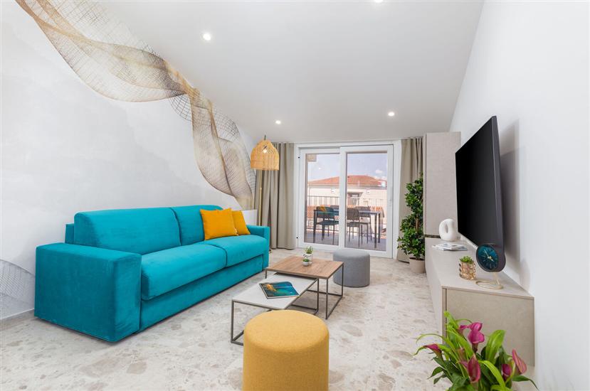 Apartment A8, for 6 persons