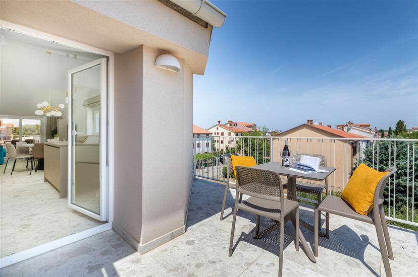 Apartment A8, for 6 persons