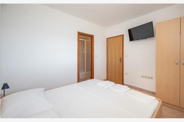 Apartment A7, for 4 persons