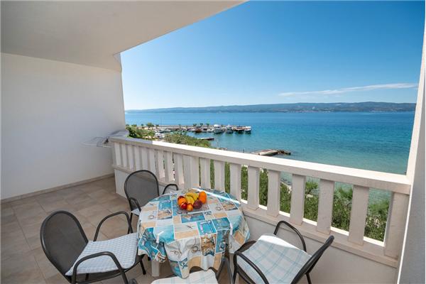 Apartment A7, for 4 persons