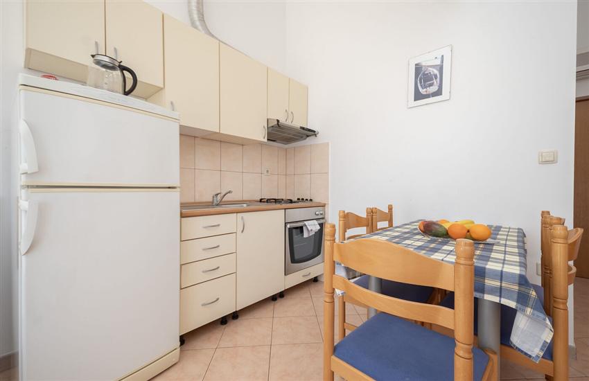 Apartment A8, for 5 persons