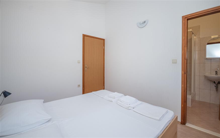 Apartment A9, for 6 persons