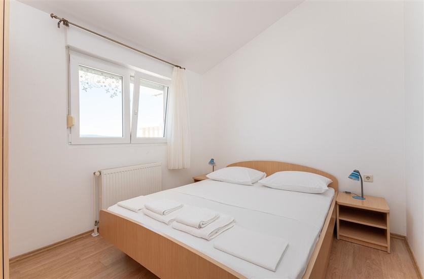 Apartment A9, for 6 persons