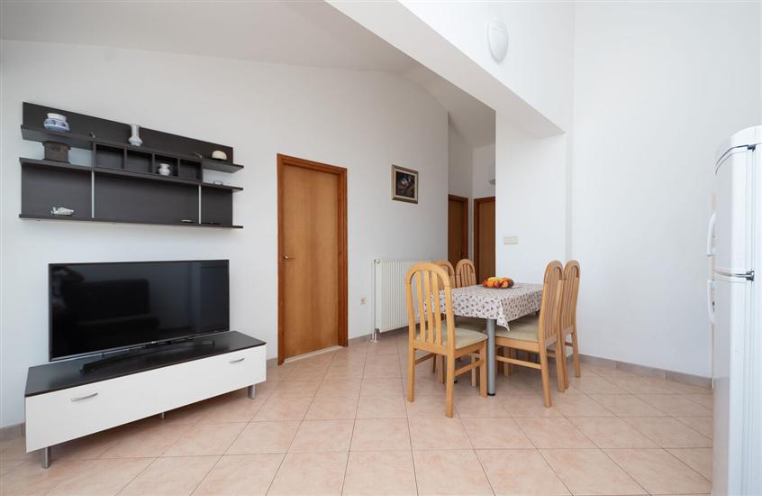 Apartment A9, for 6 persons
