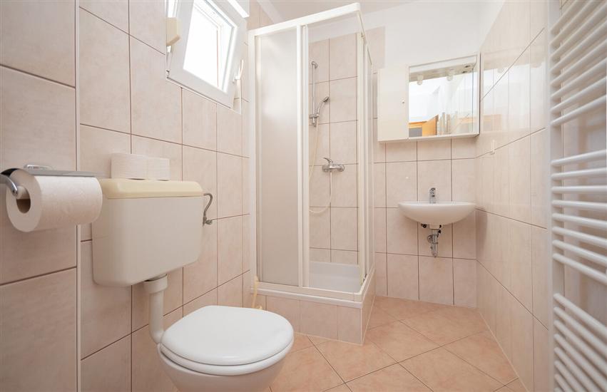 Apartment A2, for 3 persons