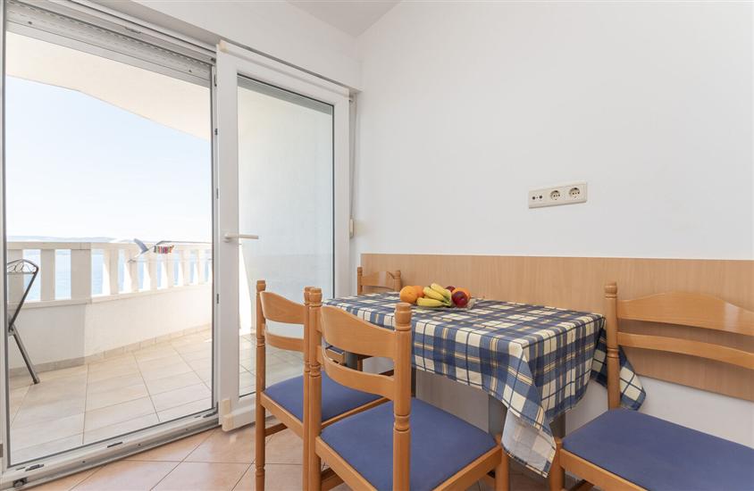 Apartment A2, for 3 persons