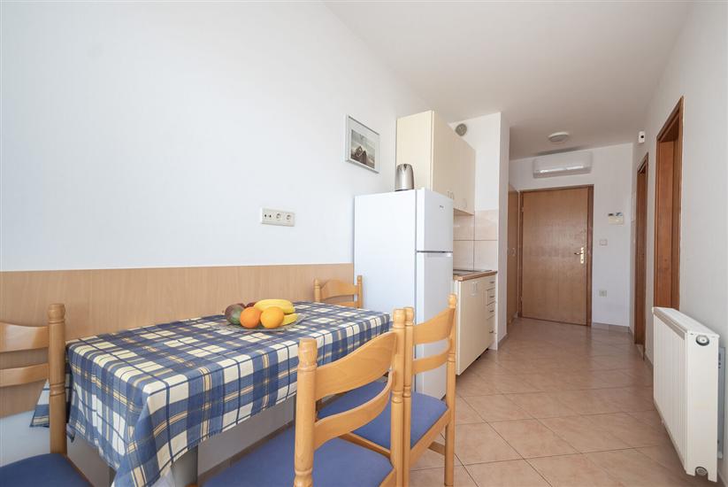 Apartment A2, for 3 persons
