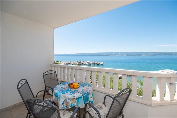 Apartment A2, for 3 persons