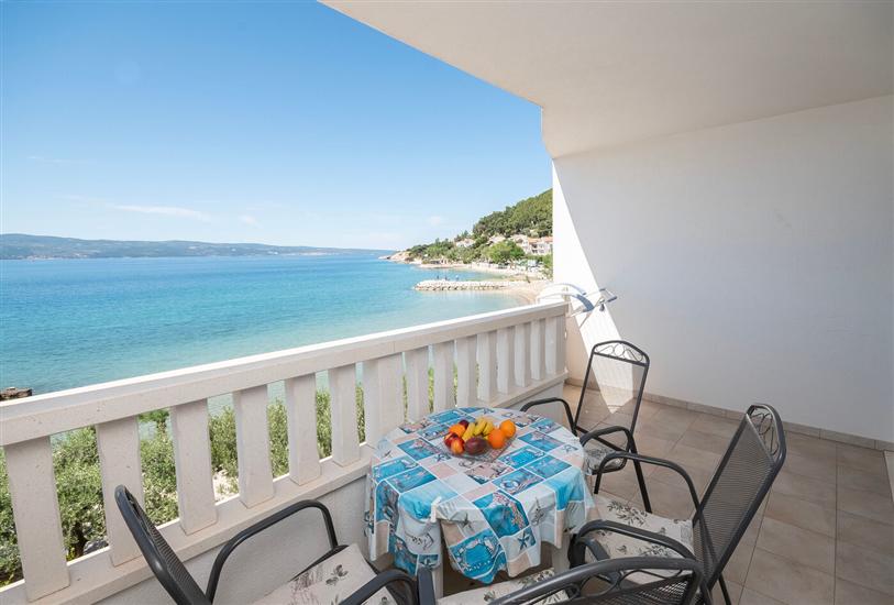 Apartment A2, for 3 persons