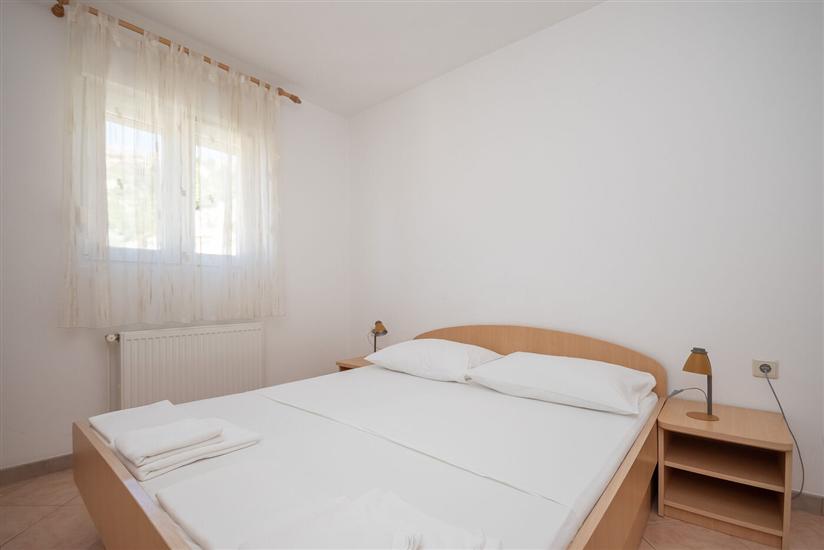 Apartment A8, for 5 persons