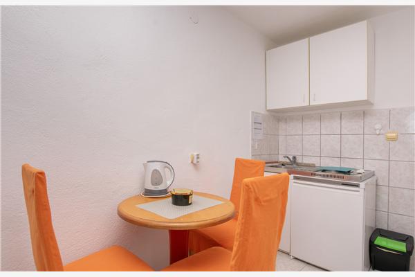 Apartment A2, for 3 persons