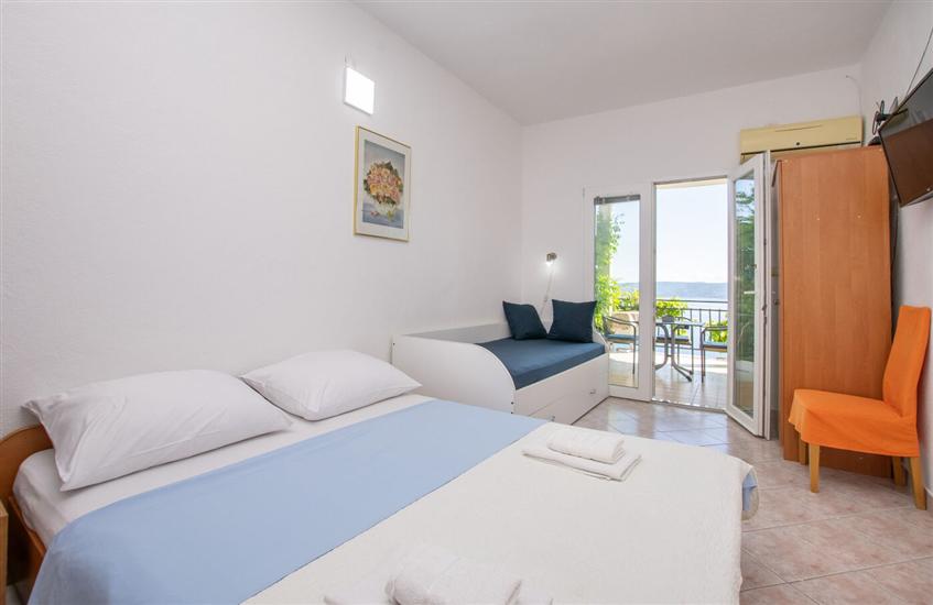 Apartment A2, for 3 persons