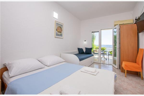 Apartment A2, for 3 persons