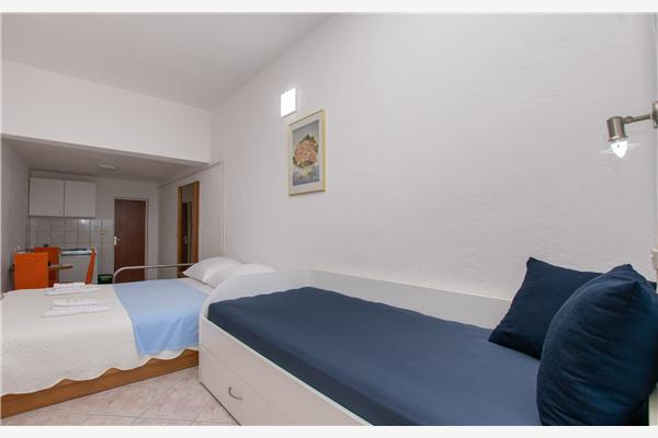 Apartment A2, for 3 persons