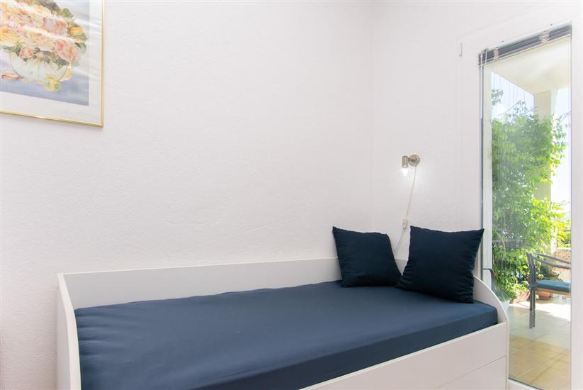 Apartment A2, for 3 persons