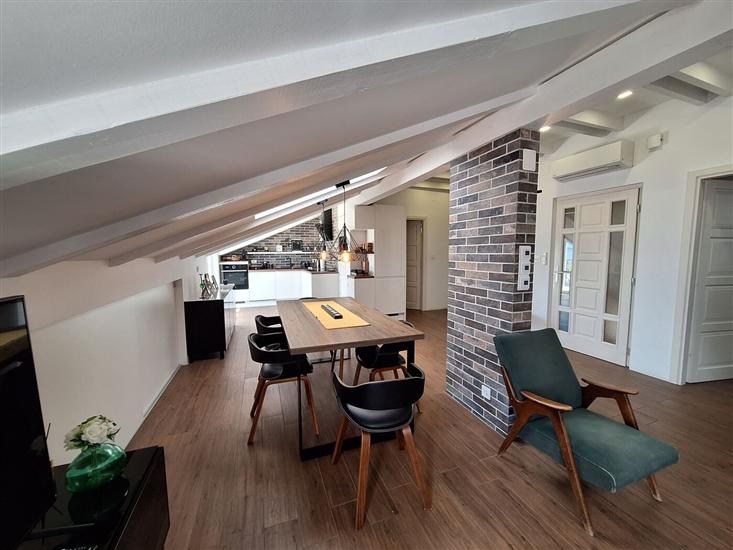 Apartman A2, na 6 osebe