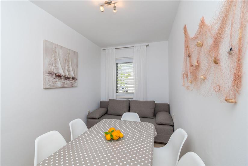 Apartment A2, for 4 persons