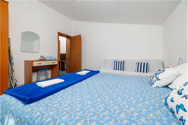 Apartment A1, for 3 persons