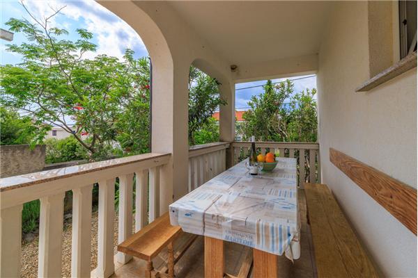 Apartment A2, for 5 persons