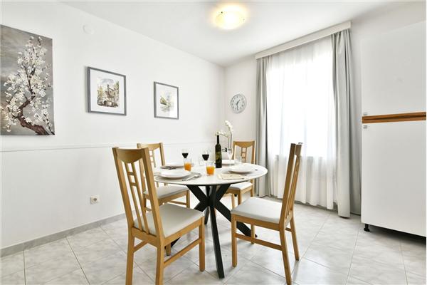 Apartment A2, for 4 persons