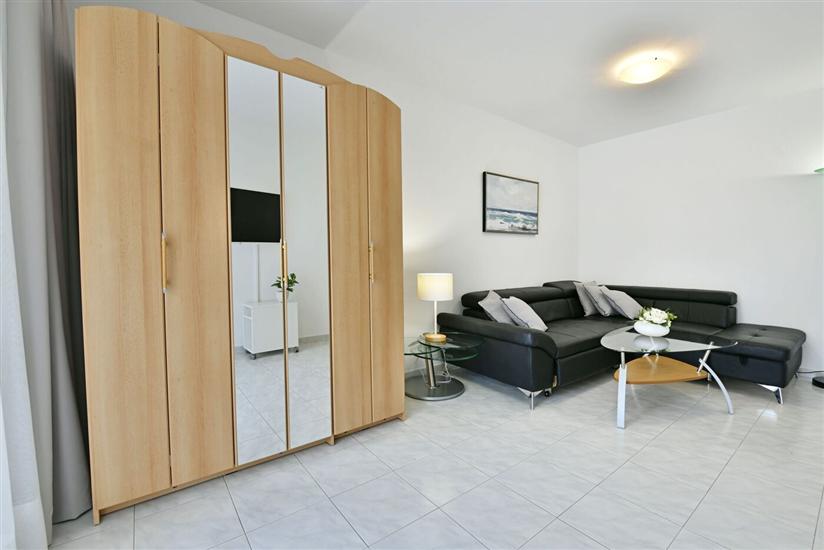 Apartment A2, for 4 persons