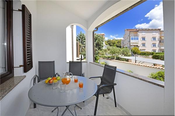 Apartment A2, for 4 persons