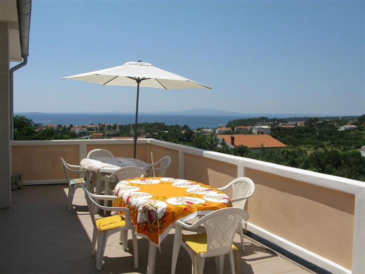 Apartment A1, for 6 persons