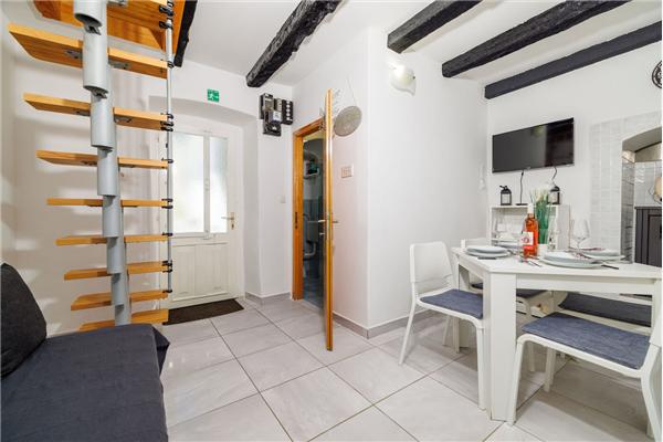 Apartment A1, for 4 persons