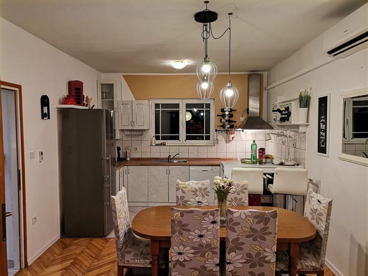 Apartment A1, for 5 persons