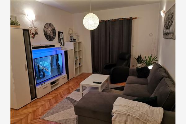Apartment A1, for 5 persons