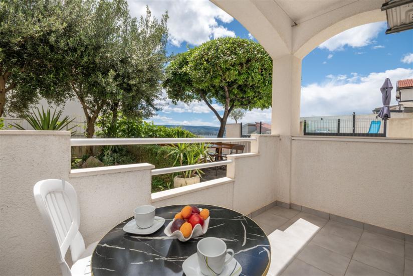 House K1, for 12 persons