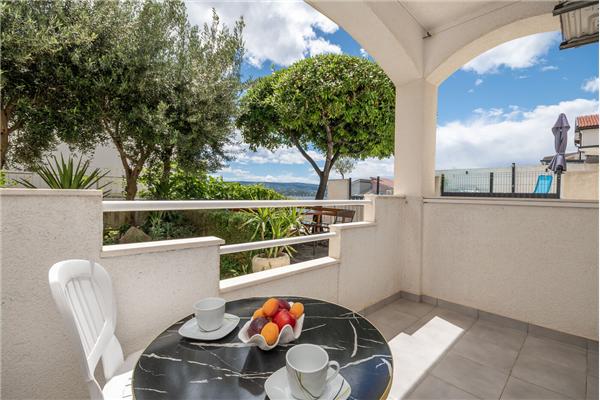 House K1, for 12 persons