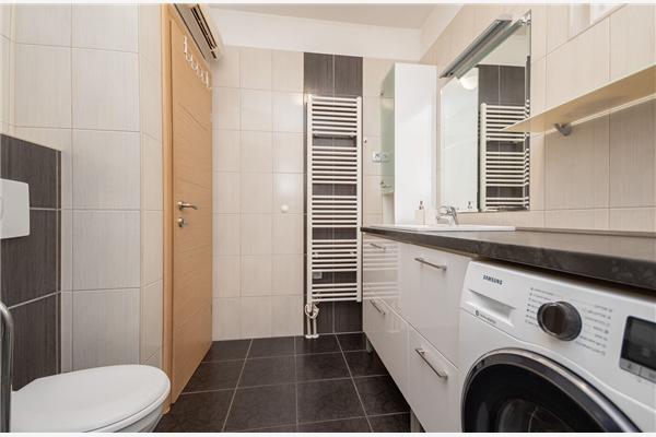 House K1, for 12 persons