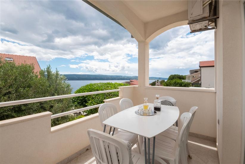 House K1, for 12 persons