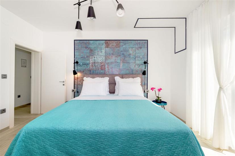 House K1, for 8 persons