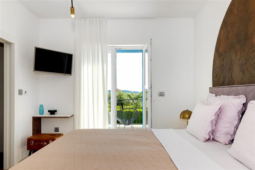 House K1, for 8 persons