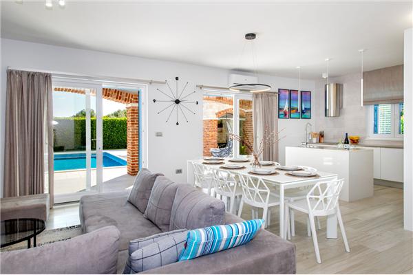 House K1, for 8 persons