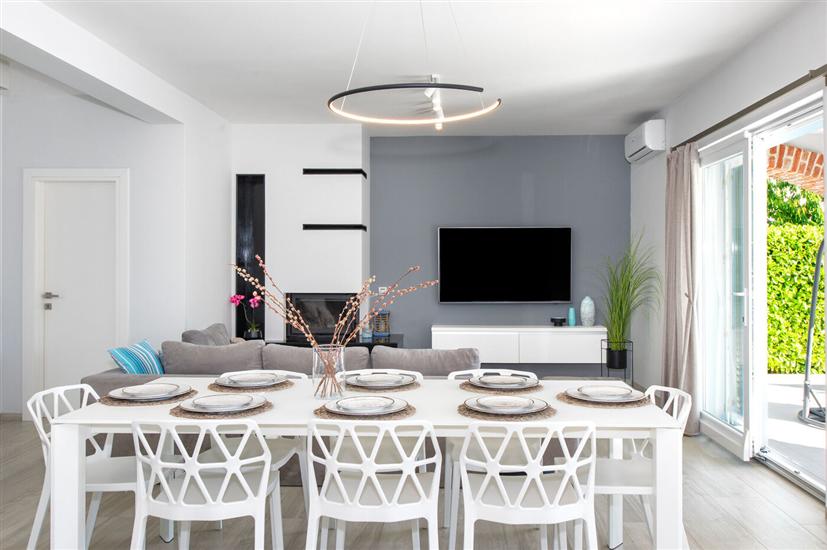 House K1, for 8 persons