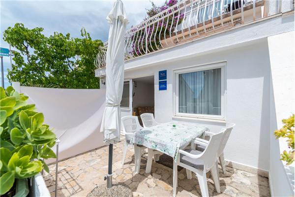 Apartment A1, for 3 persons