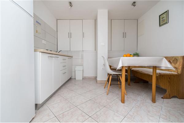 Apartment A1, for 3 persons