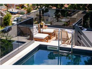 Villa Villa TRIA QUERCUS Vodice, Size 180.00 m2, Accommodation with pool, Airline distance to town centre 350 m