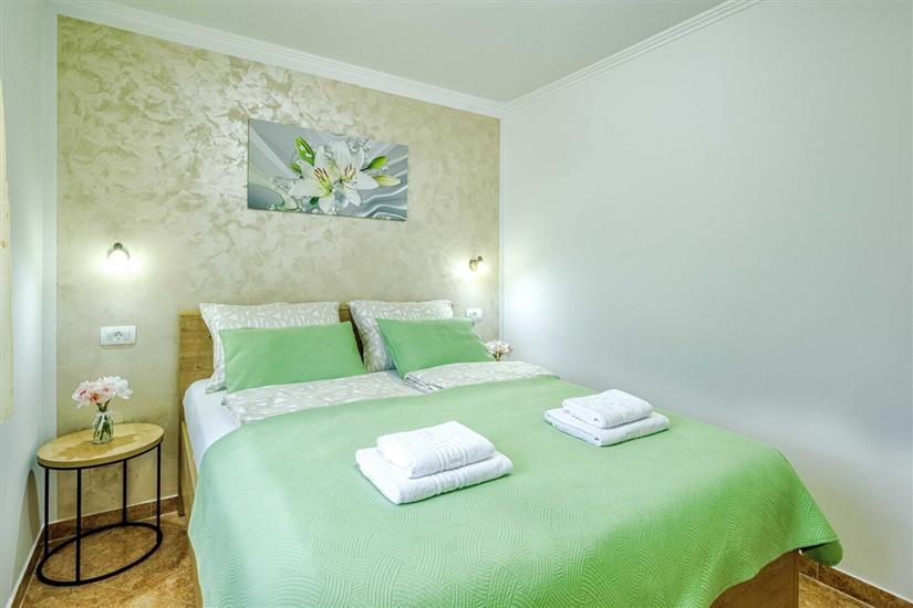 Apartment A1, for 6 persons