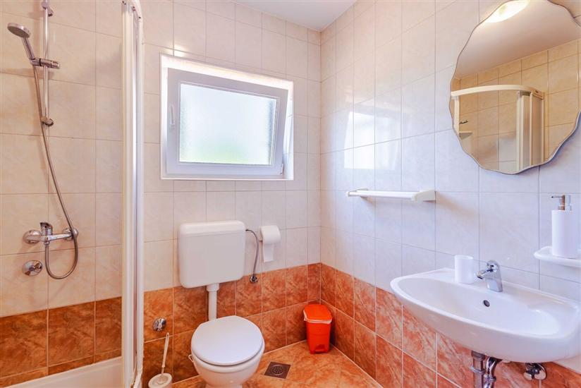 Apartment A1, for 6 persons