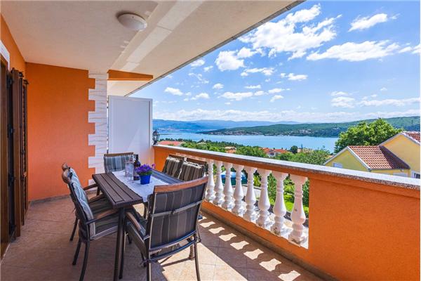 Apartment A1, for 6 persons