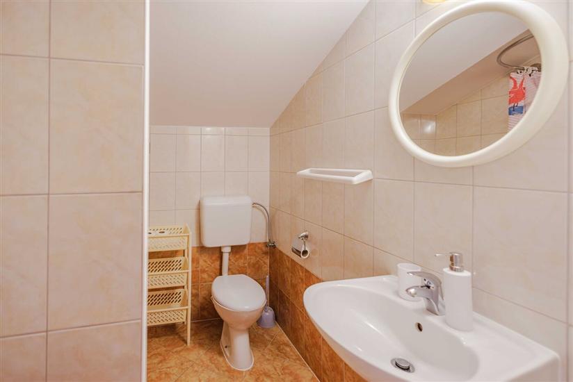 Apartment A1, for 6 persons