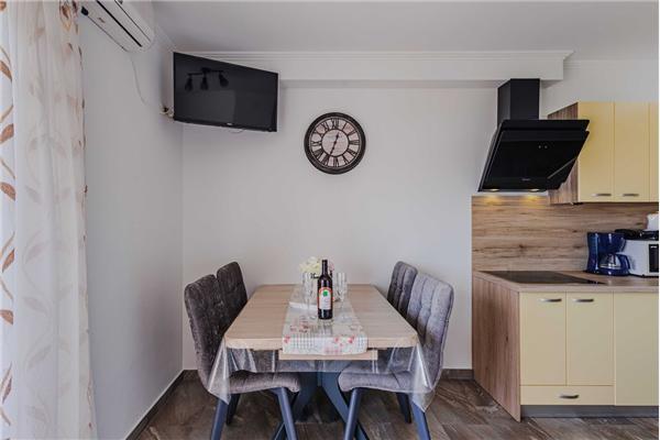 Apartment A2, for 4 persons