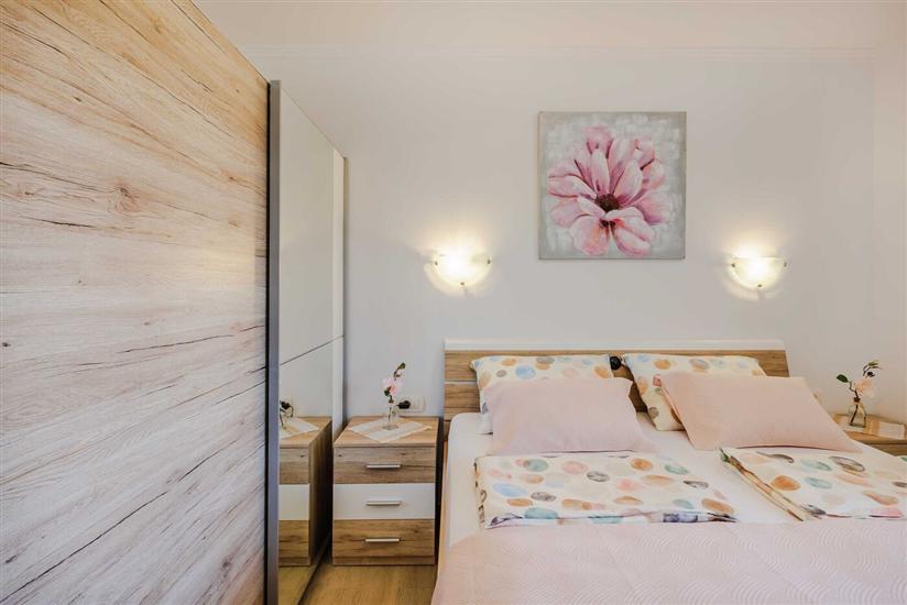 Apartment A3, for 5 persons